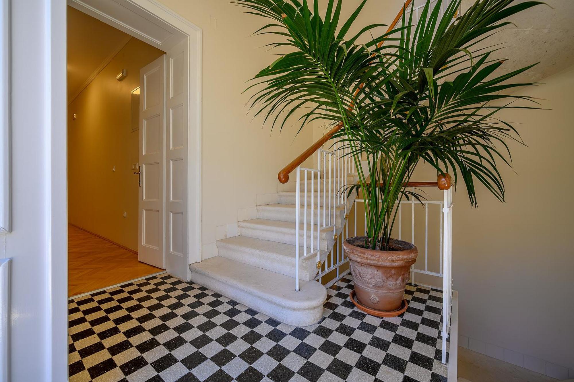 Bed & Breakfast Palace Schoen Milesi