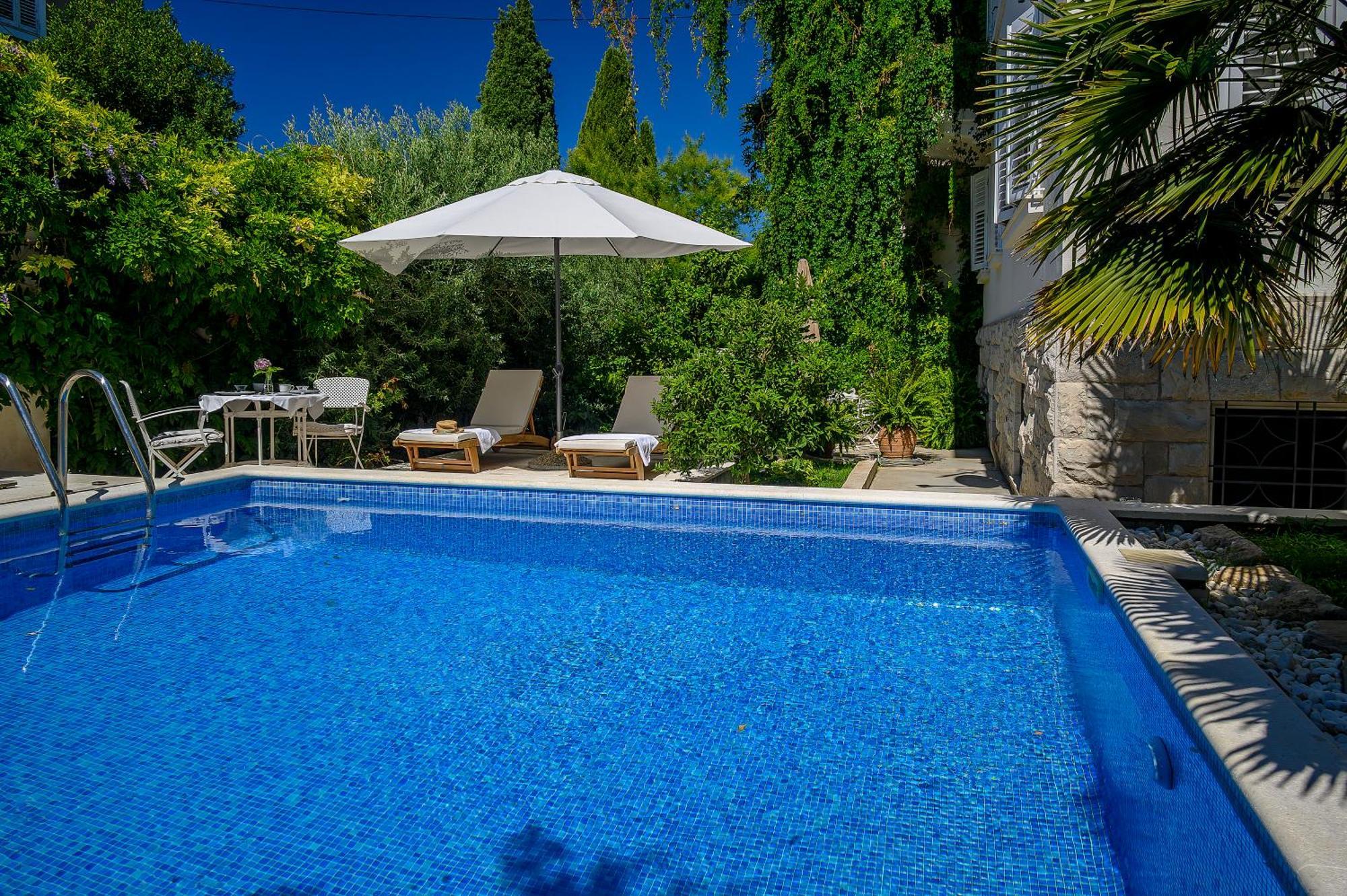 Palace Schoen Milesi Bed & Breakfast Split