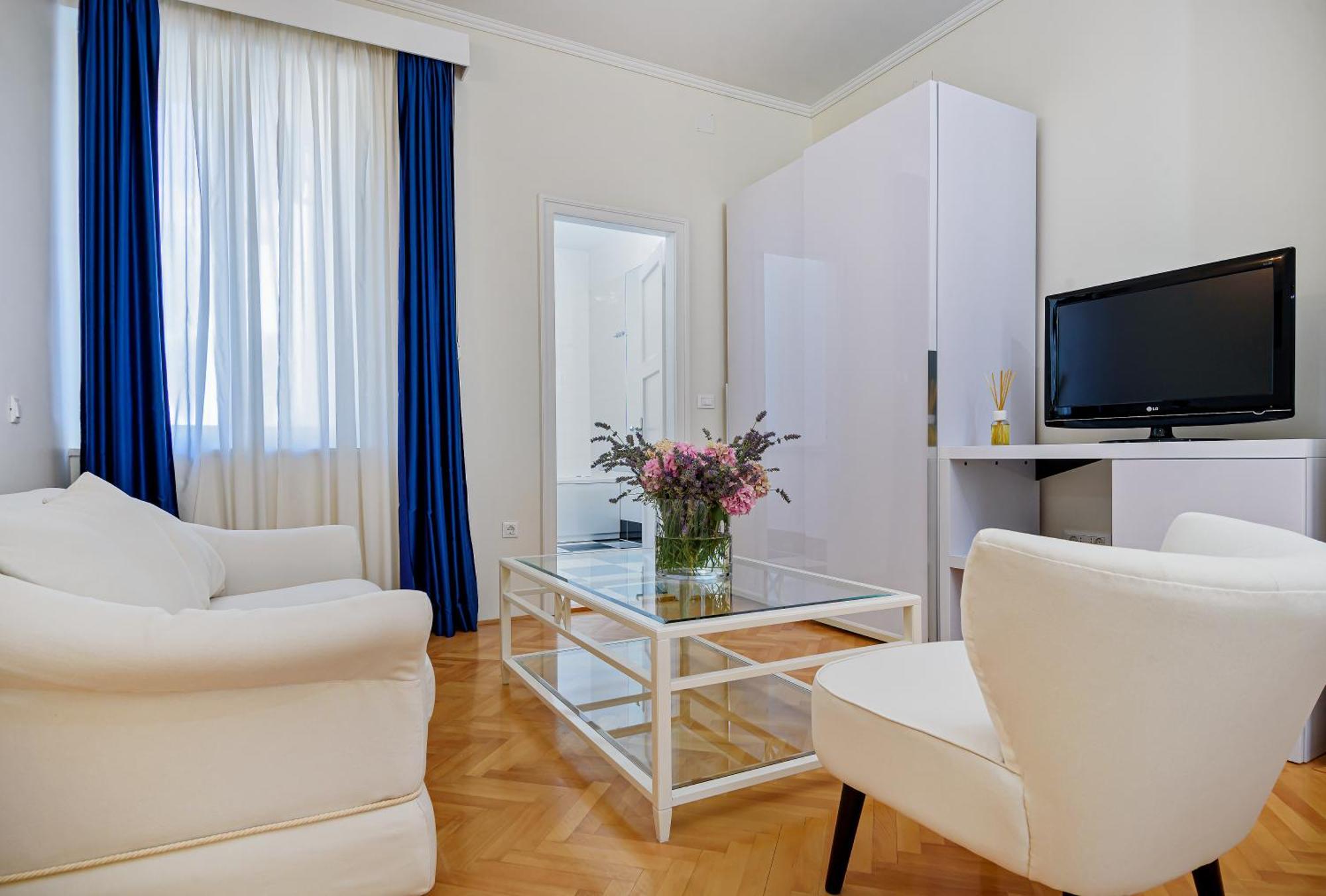 Palace Schön Milesi 4*
