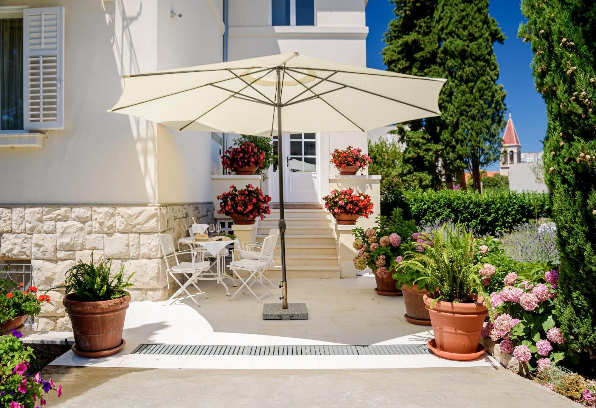 Palace Schön Milesi 4*